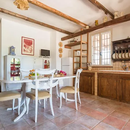 Holiday home Il Trullo Di Martino Ostuni